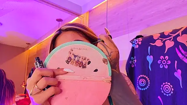 Snapshot of Cori_Paige chatting on March 25, 2026, 4:01 am Cori Paige online show from March 25, 2026, 4:01 am