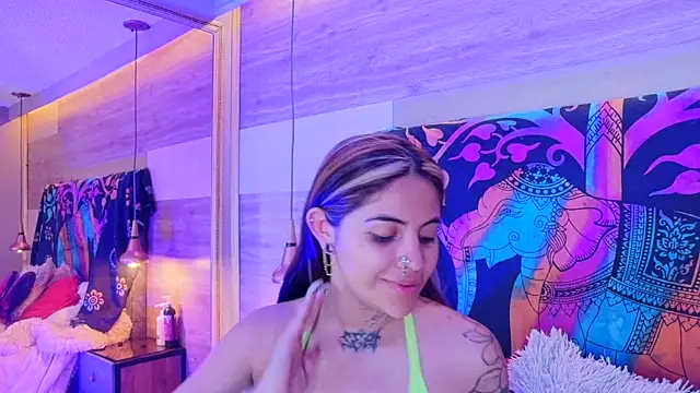 Snapshot of Cori_Paige chatting on March 26, 2026, 4:00 am Cori Paige online show from March 26, 2026, 4:00 am