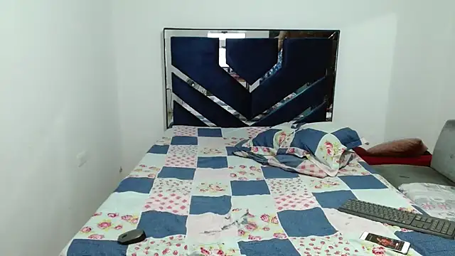 MiguelAngelxl online show from October 15, 2025, 4:15 pm