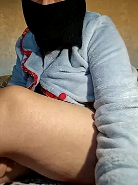 Snapshot of eylimeme chatting on November 22, 2025, 8:46 am eylimeme online show from November 22, 2025, 8:46 am