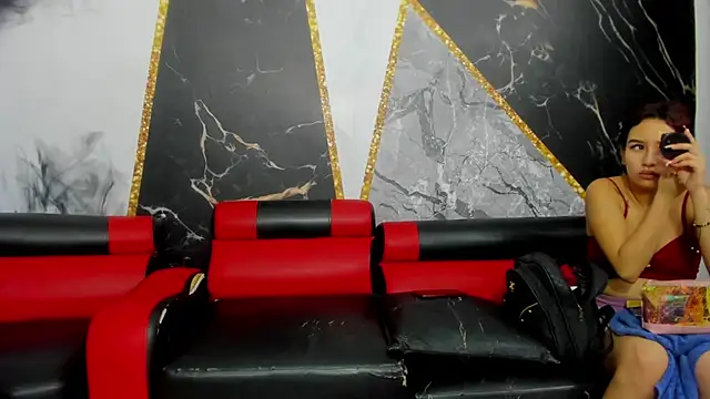 Snapshot of jessi_and_boy chatting on February 16, 2026, 11:09 am jessi and boy online show from February 16, 2026, 11:09 am