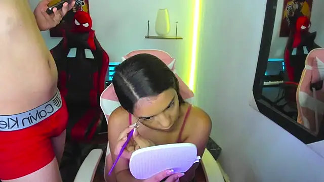 Snapshot of jessi_and_boy chatting on February 7, 2026, 4:15 pm jessi and boy online show from February 7, 2026, 4:15 pm