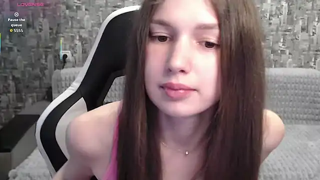 MissMiaCutie online show from October 4, 2025, 12:17 pm