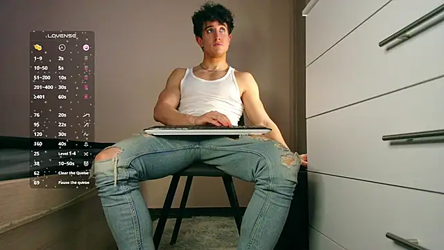 Snapshot of ChristianLevine_ chatting on March 21, 2026, 9:03 am ChristianLevine online show from March 21, 2026, 9:03 am