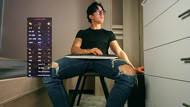 Snapshot of ChristianLevine_ chatting on March 14, 2026, 6:41 am ChristianLevine online show from March 14, 2026, 6:41 am