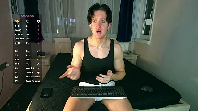Snapshot of ChristianLevine_ chatting on April 10, 2026, 9:22 pm ChristianLevine online show from April 10, 2026, 9:22 pm