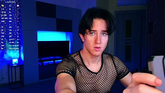 Snapshot of ChristianLevine_ chatting on May 24, 2026, 8:09 pm ChristianLevine online show from May 24, 2026, 8:09 pm