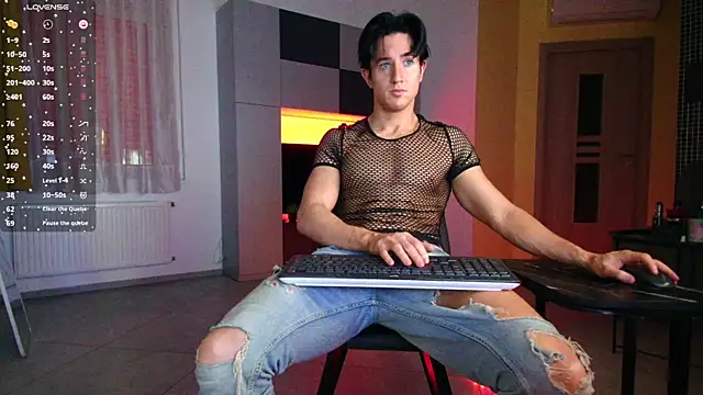 Snapshot of ChristianLevine_ chatting on May 12, 2026, 6:21 am ChristianLevine online show from May 12, 2026, 6:21 am