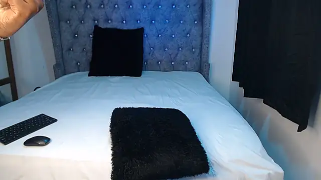 Snapshot of chococreamie chatting on December 14, 2025, 5:57 am chococreamie online show from December 14, 2025, 5:57 am