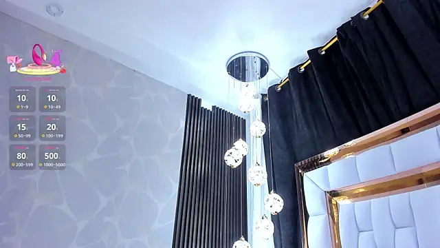 SarayRoyse online show from February 13, 2026, 7:47 pm