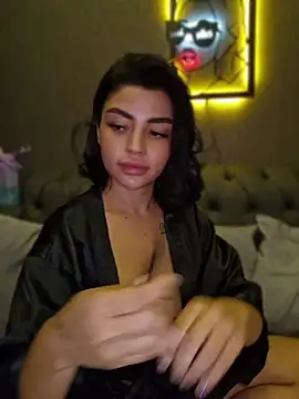 Esmertarcinim online show from June 24, 2026, 2:04 pm
