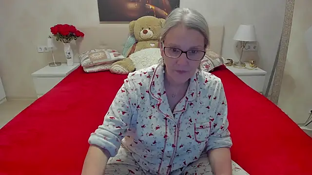 Snapshot of irinamaux chatting on March 13, 2025, 6:56 pm irinamaux online show from March 13, 2025, 6:56 pm