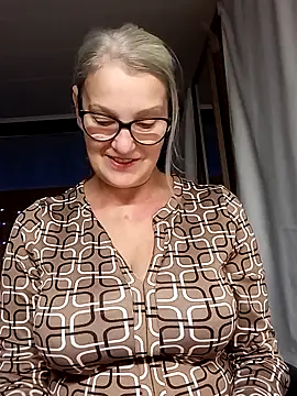 Snapshot of irinamaux chatting on September 11, 2025, 4:34 am irinamaux online show from September 11, 2025, 4:34 am