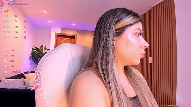Snapshot of celeste_rosse chatting on September 24, 2025, 7:09 pm celeste rosse online show from September 24, 2025, 7:09 pm