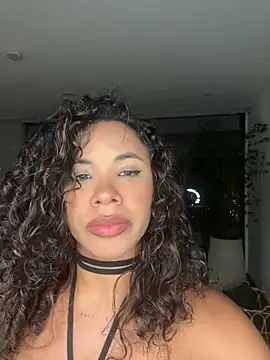 Brunettexio online show from November 21, 2025, 2:10 am