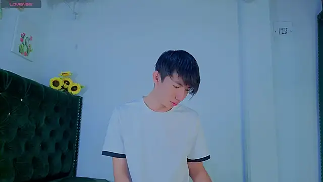 Levii Ackermann online show from April 13, 2026, 1:48 pm