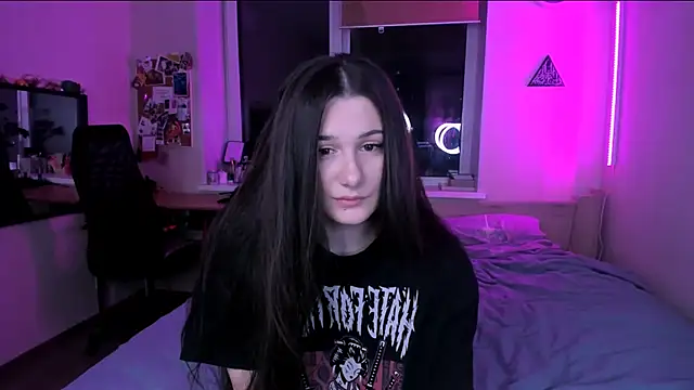 Snapshot of nostripchat chatting on November 18, 2025, 4:10 pm nostripchat online show from November 18, 2025, 4:10 pm