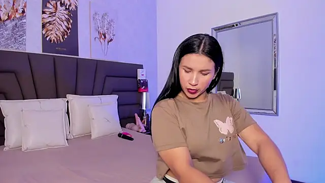 Sofi Perez  online show from February 9, 2026, 11:19 am