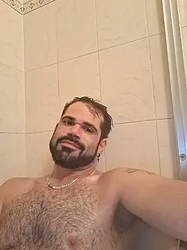Snapshot of Zander823 chatting on May 22, 2026, 3:48 am Zander823 online show from May 22, 2026, 3:48 am