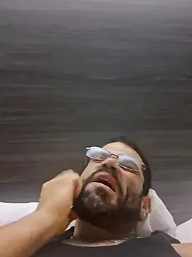 Zander823 online show from March 4, 2026, 4:31 am