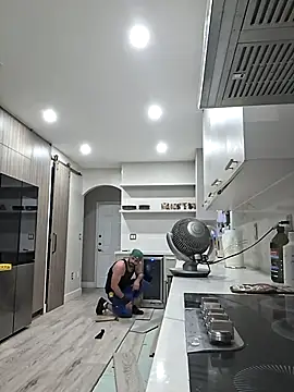 Zander823 online show from April 10, 2026, 11:45 pm