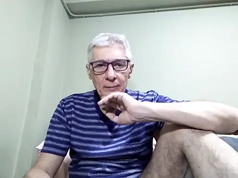 BIGUNCUTHARDCOCK online show from October 15, 2025, 2:25 pm