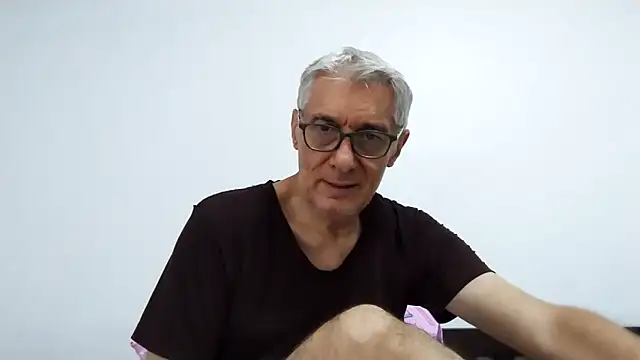 BIGUNCUTHARDCOCK online show from May 15, 2026, 10:52 pm