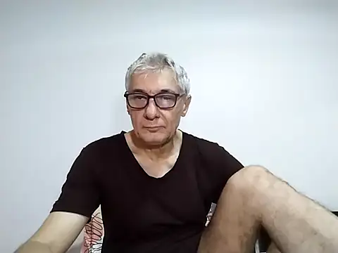 Snapshot of BIGUNCUTHARDCOCK chatting on February 22, 2026, 2:03 am BIGUNCUTHARDCOCK online show from February 22, 2026, 2:03 am