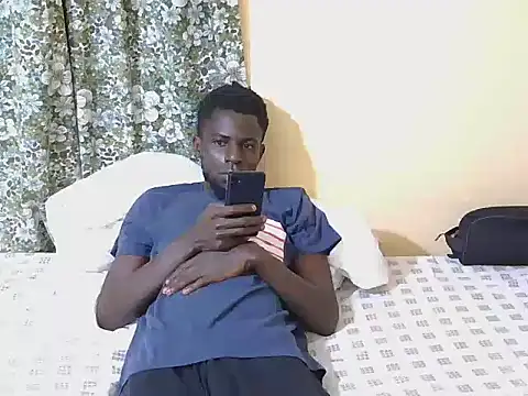Snapshot of large_blackdick chatting on September 22, 2025, 8:04 pm large blackdick online show from September 22, 2025, 8:04 pm