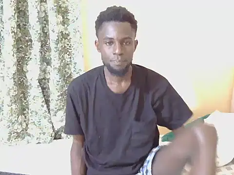Snapshot of large_blackdick chatting on September 9, 2025, 5:33 pm large blackdick online show from September 9, 2025, 5:33 pm