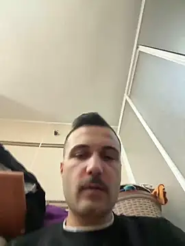 Snapshot of modelturanist27 chatting on January 10, 2025, 12:47 pm modelturanist27 online show from January 10, 2025, 12:47 pm