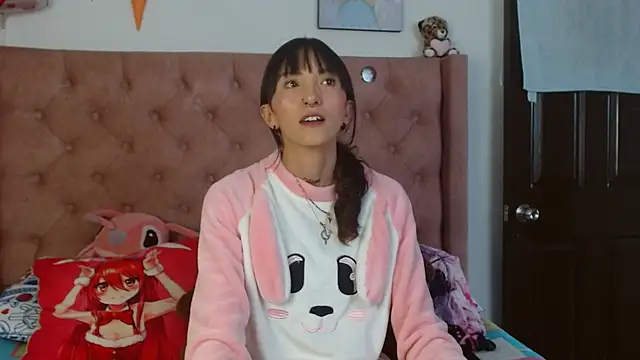 Snapshot of Sakura_and_yuki chatting on March 5, 2025, 3:29 pm Sakura and yuki online show from March 5, 2025, 3:29 pm