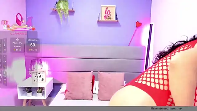 Alicebrooks  online show from March 11, 2026, 12:54 pm