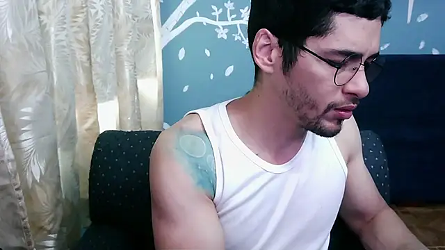 ponzothc online show from October 19, 2025, 9:39 pm