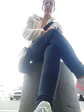 blondyruby online show from November 11, 2025, 9:59 am