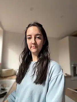 Snapshot of _Juliette chatting on March 6, 2026, 9:48 am Juliette online show from March 6, 2026, 9:48 am