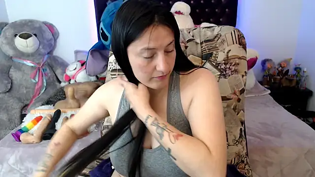 Snapshot of Lorenahot_06 chatting on February 16, 2026, 6:50 pm Lorenahot 06 online show from February 16, 2026, 6:50 pm