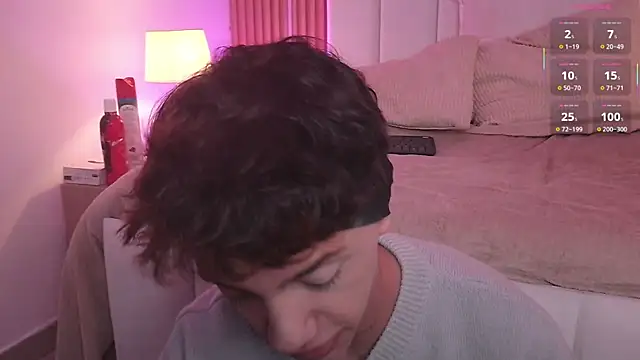 Snapshot of Tomy_Rox chatting on April 5, 2026, 8:37 pm Tomy Rox online show from April 5, 2026, 8:37 pm