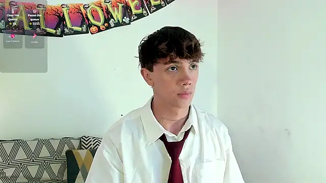 Snapshot of Tomy_Rox chatting on October 15, 2025, 3:49 am Tomy Rox online show from October 15, 2025, 3:49 am