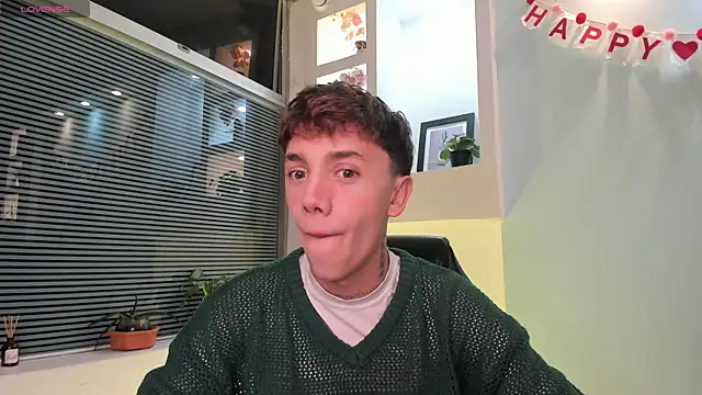 Snapshot of Tomy_Rox chatting on February 7, 2026, 5:26 am Tomy Rox online show from February 7, 2026, 5:26 am