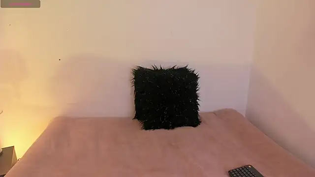 Snapshot of Tomy_Rox chatting on January 10, 2026, 8:04 pm Tomy Rox online show from January 10, 2026, 8:04 pm