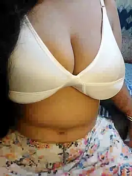 Snapshot of Adiba_2 chatting on September 28, 2025, 5:31 pm Adiba 2 online show from September 28, 2025, 5:31 pm