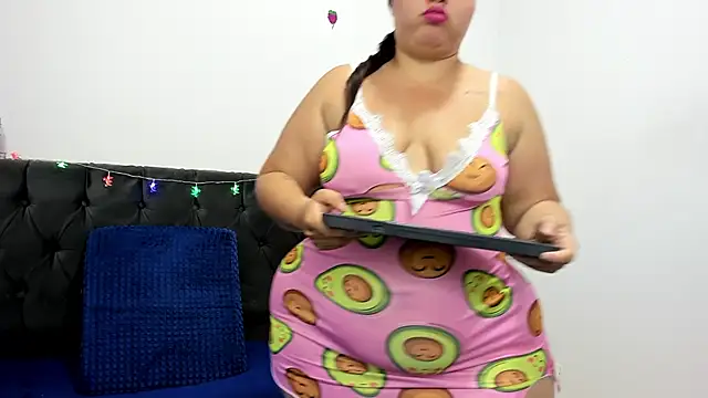 Snapshot of bonnyy26 chatting on November 21, 2025, 9:08 am bonnyy26 online show from November 21, 2025, 9:08 am