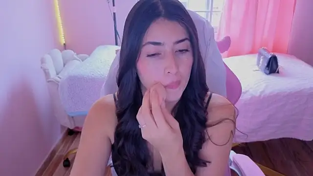 Snapshot of ChanellGV chatting on March 19, 2026, 8:42 pm ChanellGV online show from March 19, 2026, 8:42 pm