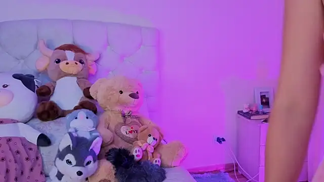 Snapshot of ChanellGV chatting on February 24, 2026, 9:15 pm ChanellGV online show from February 24, 2026, 9:15 pm