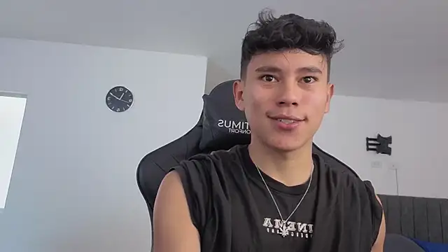 Snapshot of Angel_esteban_fx chatting on July 30, 2026, 7:13 pm Angel esteban fx online show from July 30, 2026, 7:13 pm