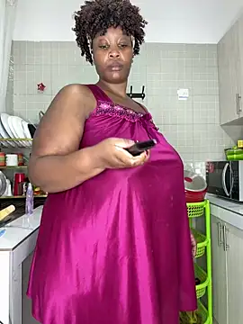 Snapshot of MsWhiteChocolatte chatting on April 17, 2026, 10:45 pm MsWhiteChocolatte online show from April 17, 2026, 10:45 pm