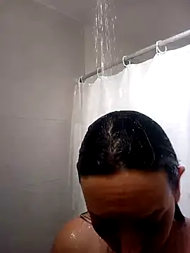 Snapshot of Laura_martin_ chatting on February 19, 2026, 12:57 pm Laura martin online show from February 19, 2026, 12:57 pm