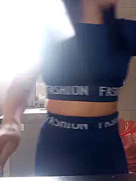 Laura martin  online show from October 18, 2025, 5:37 pm