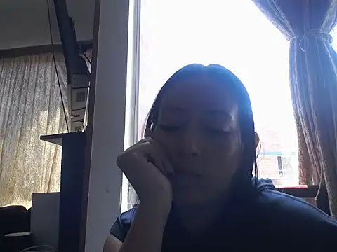 Snapshot of Laura_martin_ chatting on February 26, 2026, 4:40 pm Laura martin online show from February 26, 2026, 4:40 pm